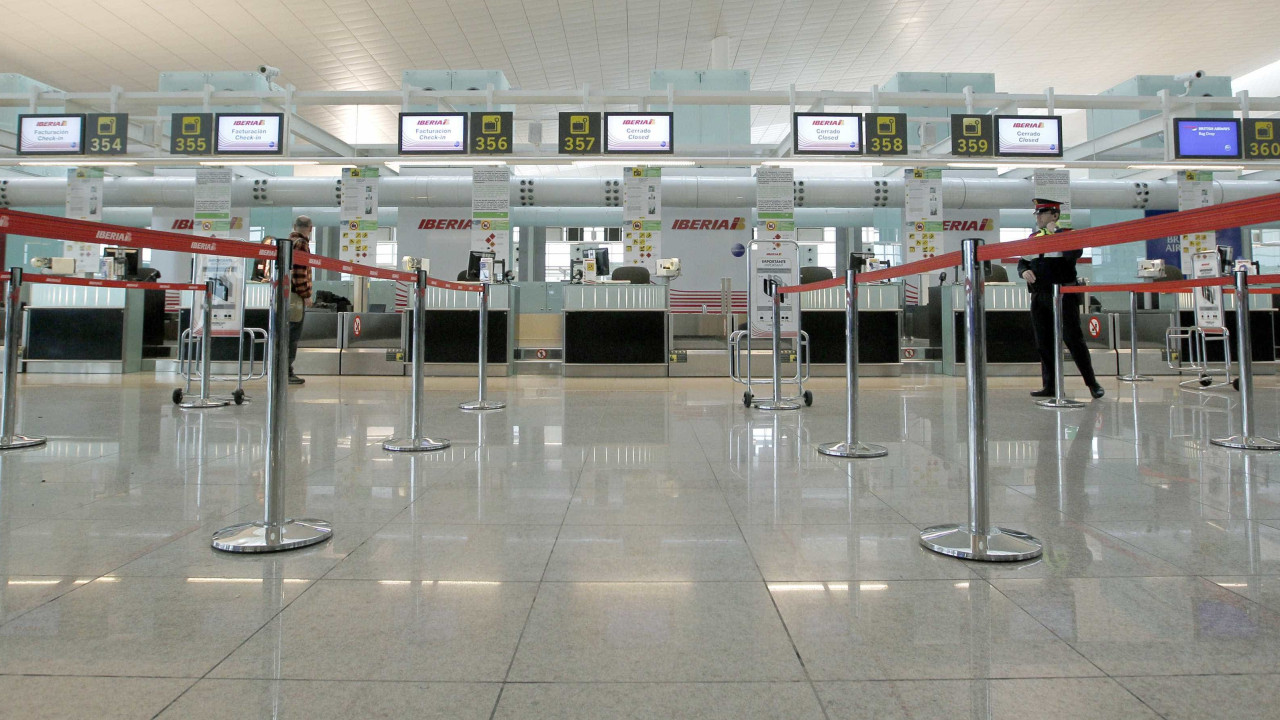 El Aeropuerto de Barcelona activa la alerta tras "escape" de material radiactivo