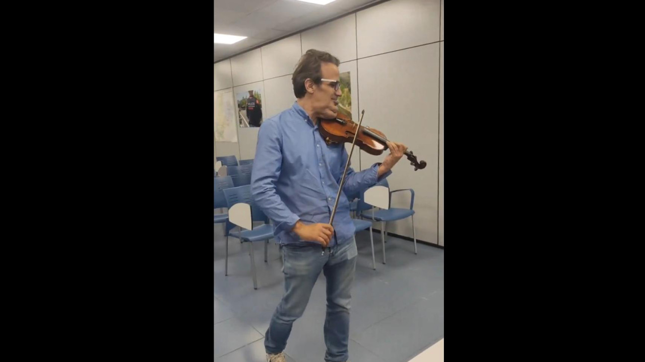 Recuperan un violín del siglo XVIII valorado en 22.000 euros robado en Barcelona