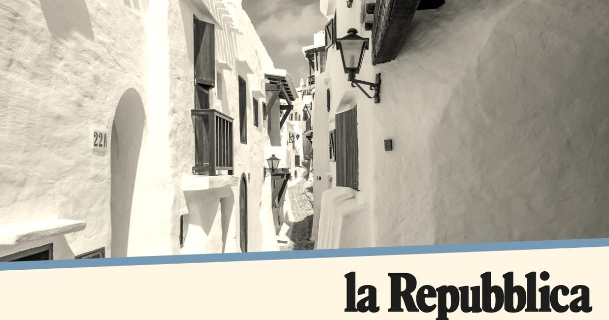 “800.000 visitantes para 200 habitantes, se ha vuelto insostenible”: en Baleares, un pueblo quiere limitar el acceso a los turistas