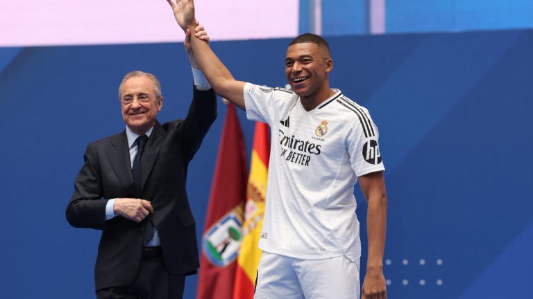 ‘Locura’.  Kylian Mbappé presentado en el Real Madrid: «El sueño de un niño»